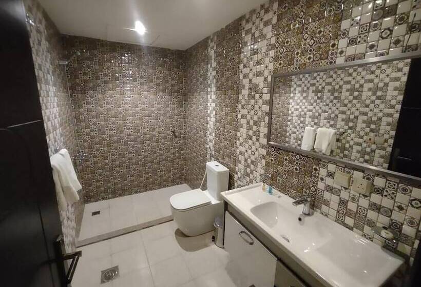 ホテル Tu Jardin Al Marwa