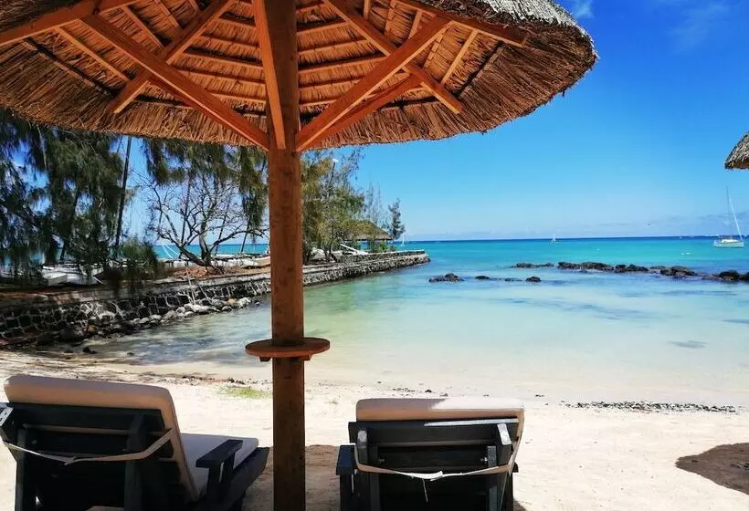 هتل Wonders Beach Boutique