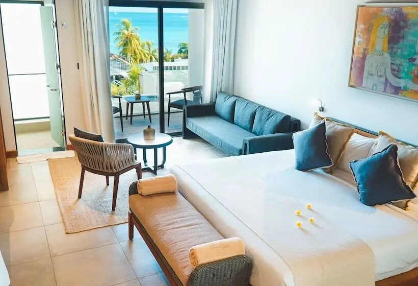 هتل Wonders Beach Boutique
