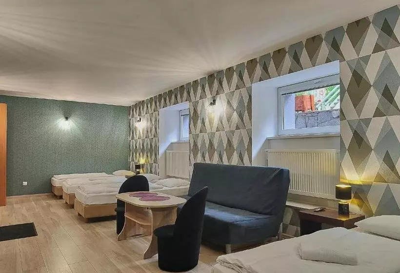 ペンション Willa świerkowa