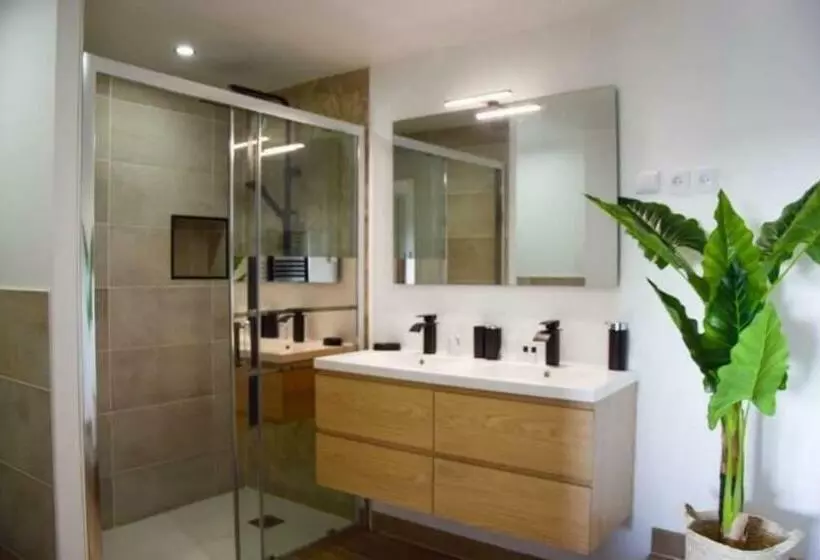 Aamiaismajoitus (B&B) L échappée Bretonne