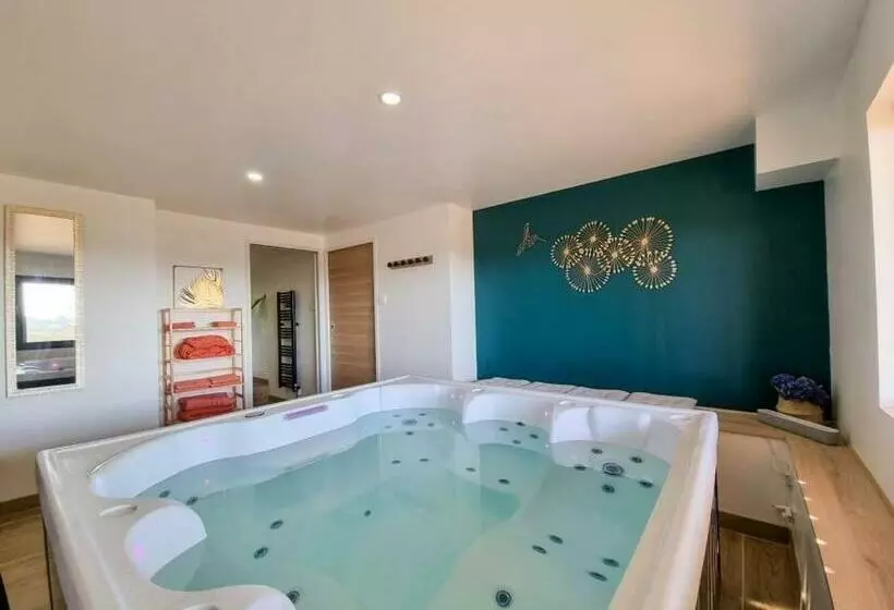 Aamiaismajoitus (B&B) L échappée Bretonne