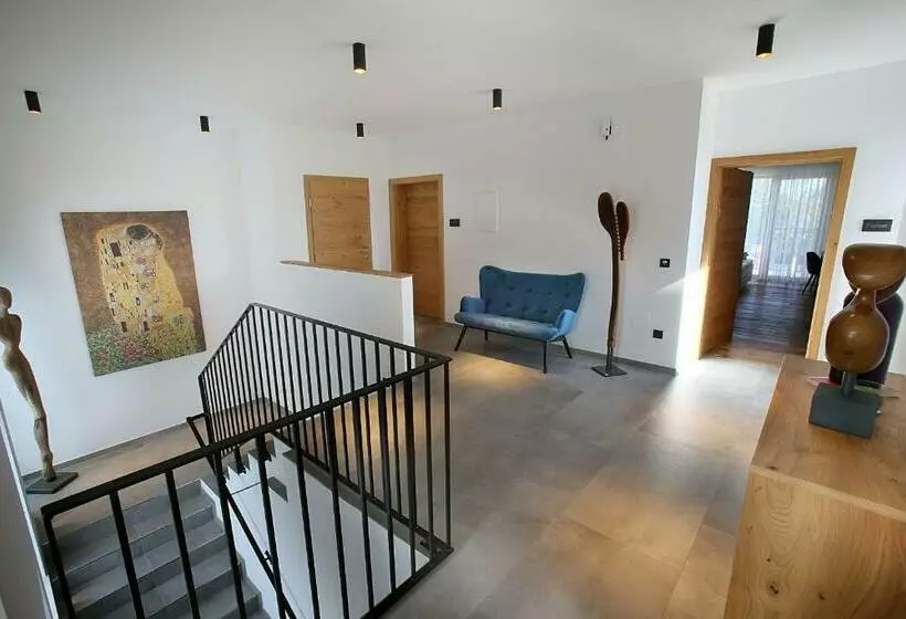 Aamiaismajoitus (B&B) Schlafgut Fam Steurer