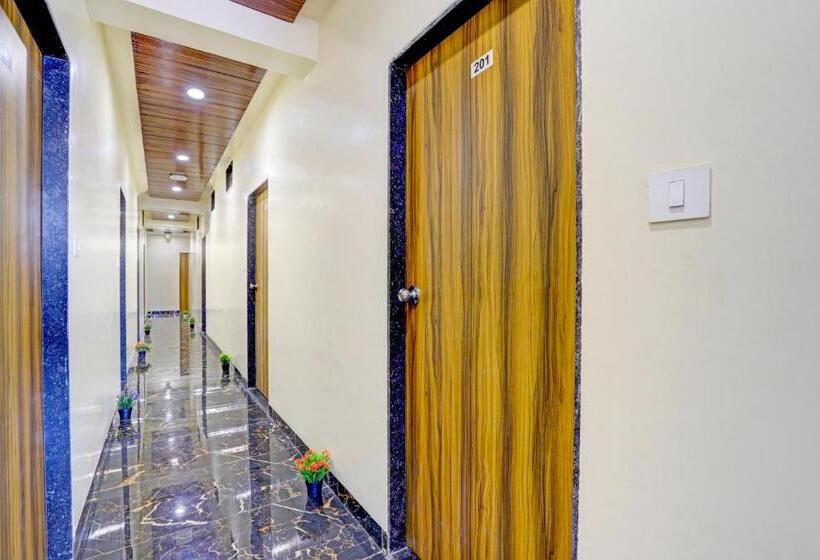 Flagship Hotel Royal Plus