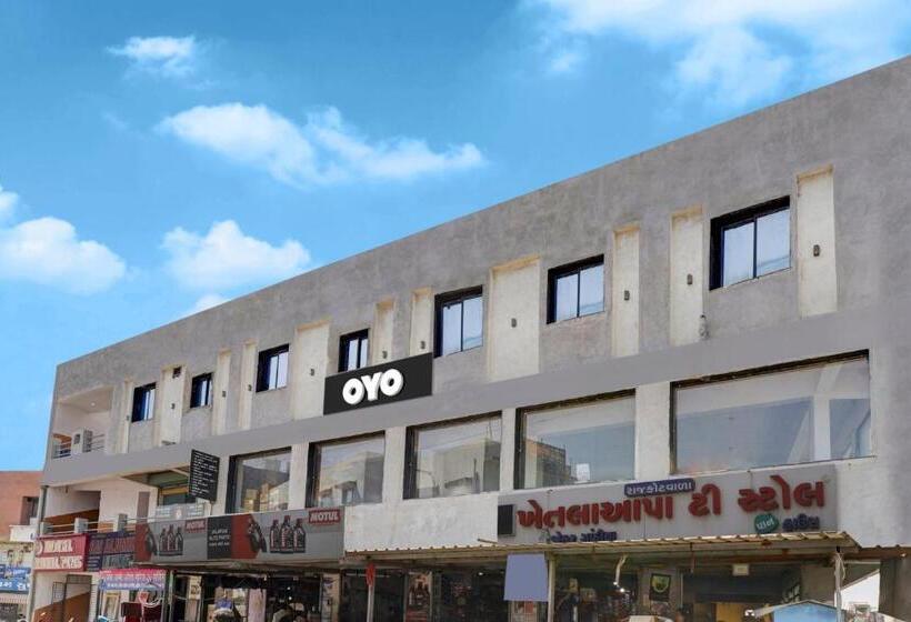 Flagship Hotel Royal Plus