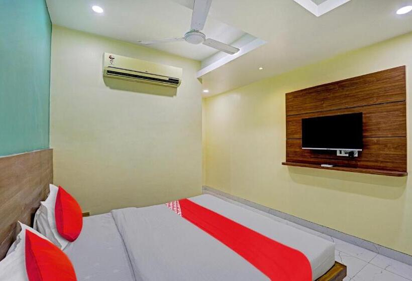 Flagship Hotel Royal Plus