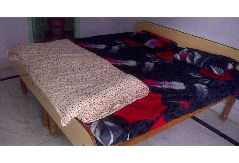 בית מלון כפרי Holy Palace