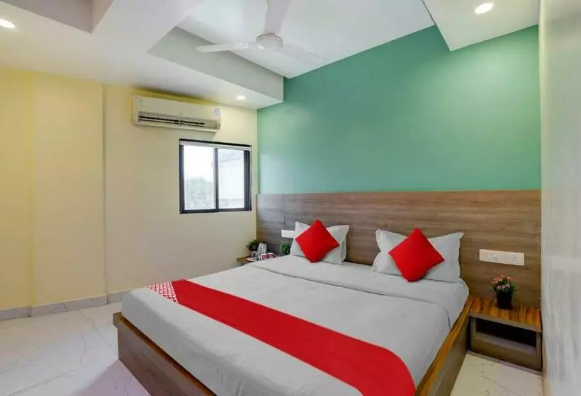 Flagship Hotel Royal Plus