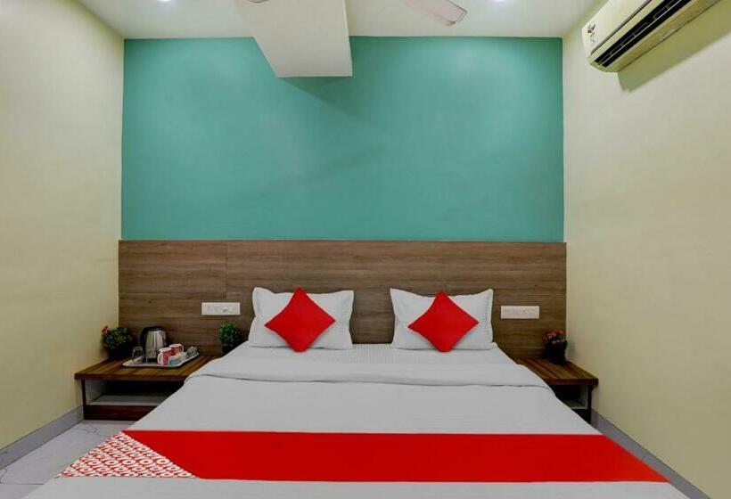 Flagship Hotel Royal Plus