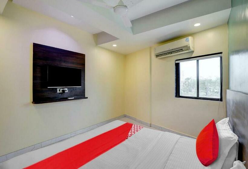 Flagship Hotel Royal Plus