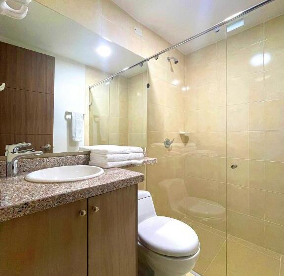 בית מלון כפרי Prado 72 Inn