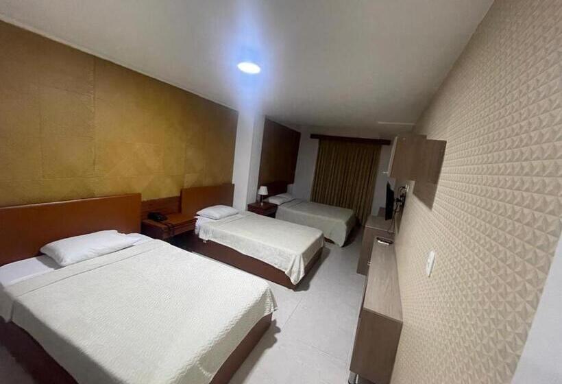 בית מלון כפרי Prado 72 Inn