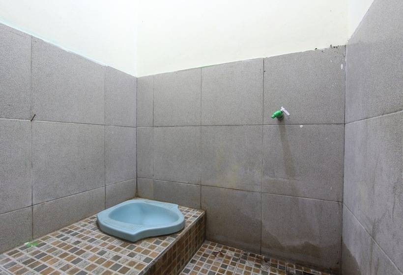 Hotel Spot On 92231 Penginapan Tanjung Alang Syariah