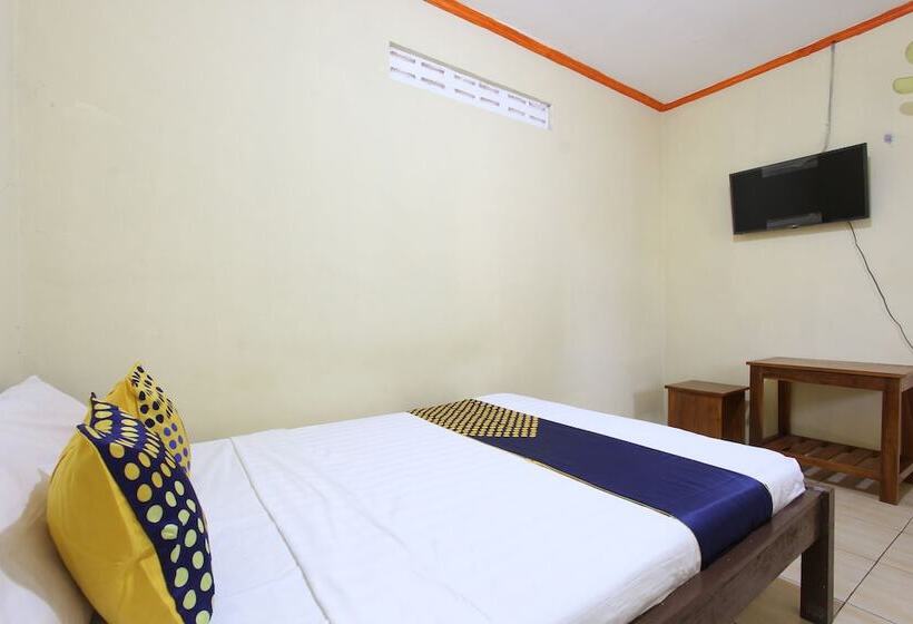 Hotel Spot On 92231 Penginapan Tanjung Alang Syariah
