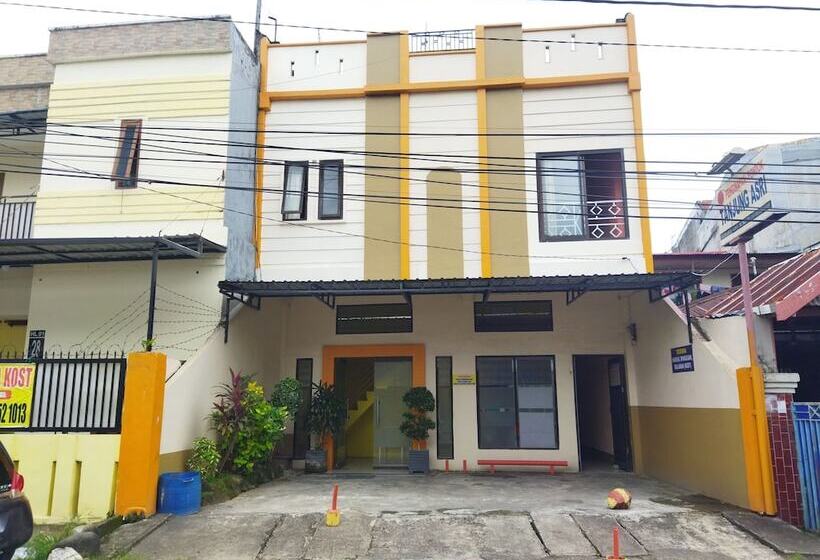 Hotel Spot On 92231 Penginapan Tanjung Alang Syariah