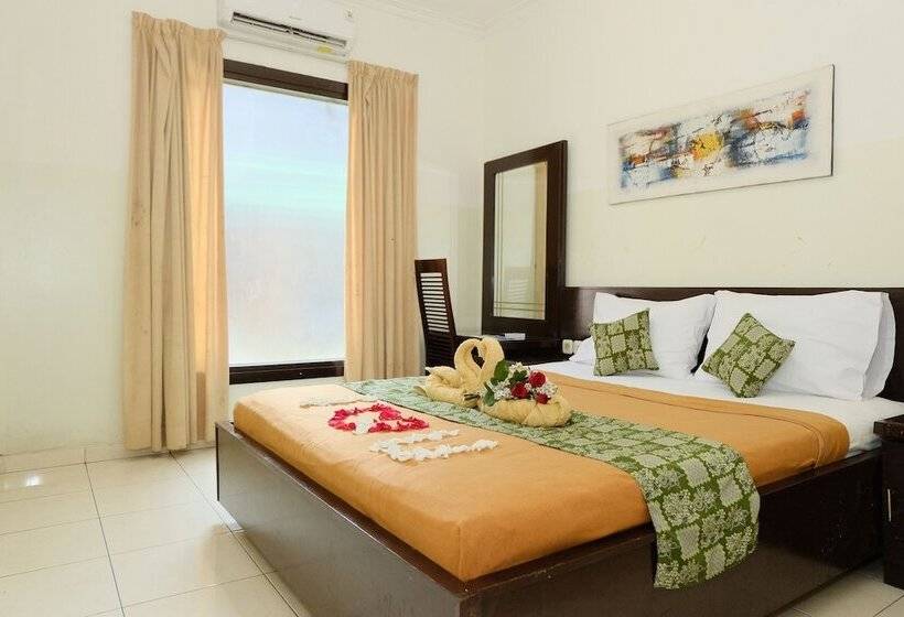 בית מלון כפרי The Kirana Purnama Semarang