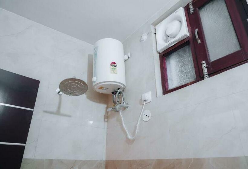 Отель The Vedant