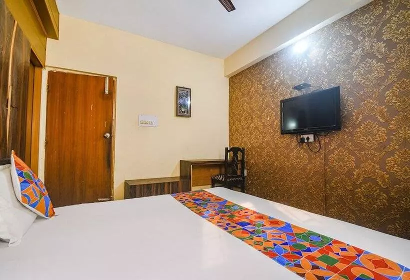 ペンション Fabhotel Maadhavam Residence