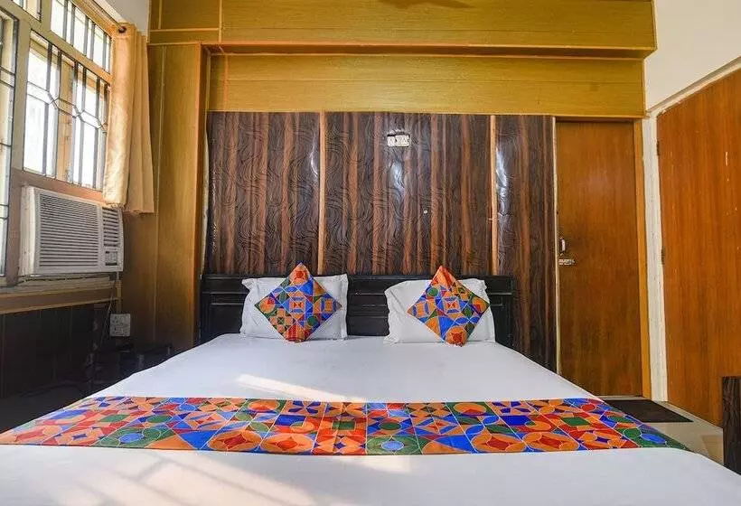 ペンション Fabhotel Maadhavam Residence