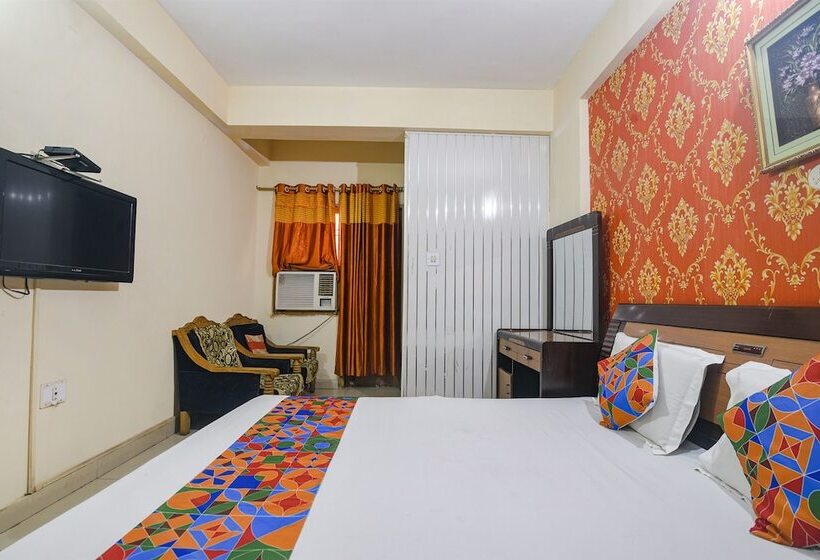 ペンション Fabhotel Maadhavam Residence