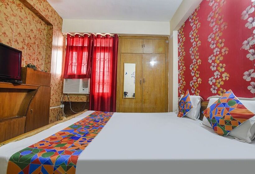 ペンション Fabhotel Maadhavam Residence