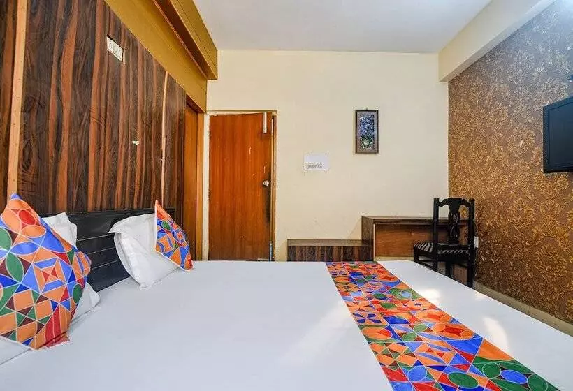 ペンション Fabhotel Maadhavam Residence