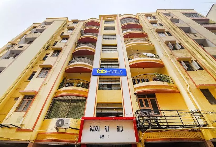 ペンション Fabhotel Maadhavam Residence