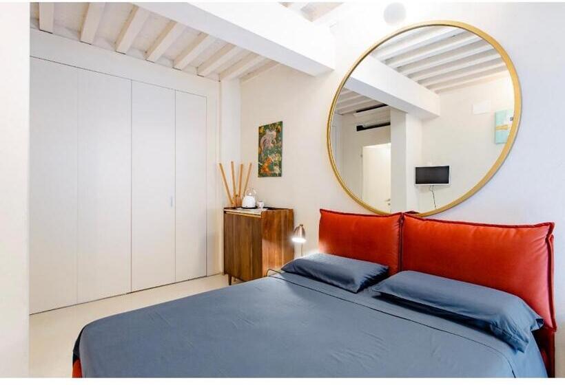 پانسیون Luxury Tower House In Heart Of Pisa