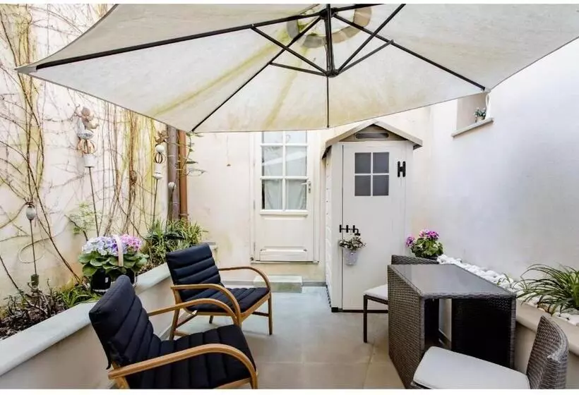 پانسیون Luxury Tower House In Heart Of Pisa