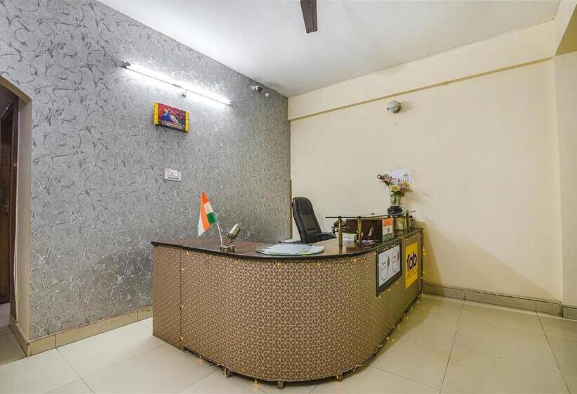 ペンション Fabhotel Maadhavam Residence