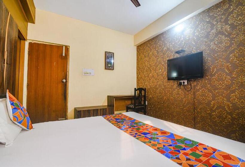 ペンション Fabhotel Maadhavam Residence