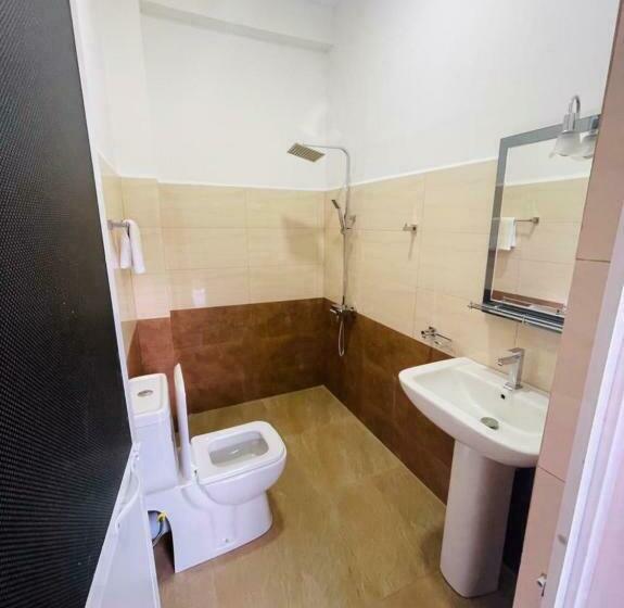 Pension Tea Pick View Ella