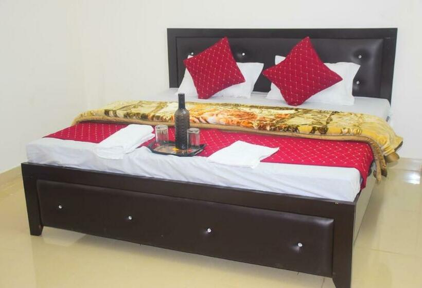 펜션 The Ramam Your Luxury Stay