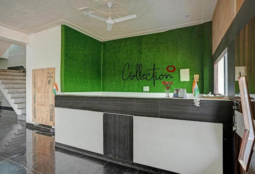 Collection O 80732 Hotel H B Palace Restaurant