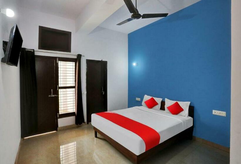 Flagship Hotel Saffron