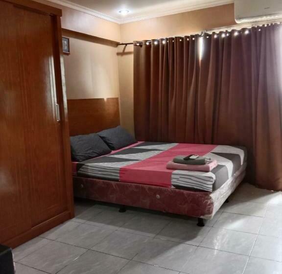 Comfortable Room By Hhh Property