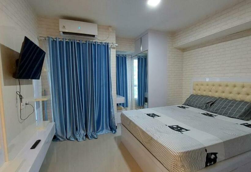 Comfortable Room By Hhh Property