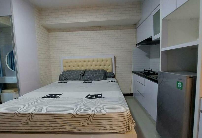 Comfortable Room By Hhh Property