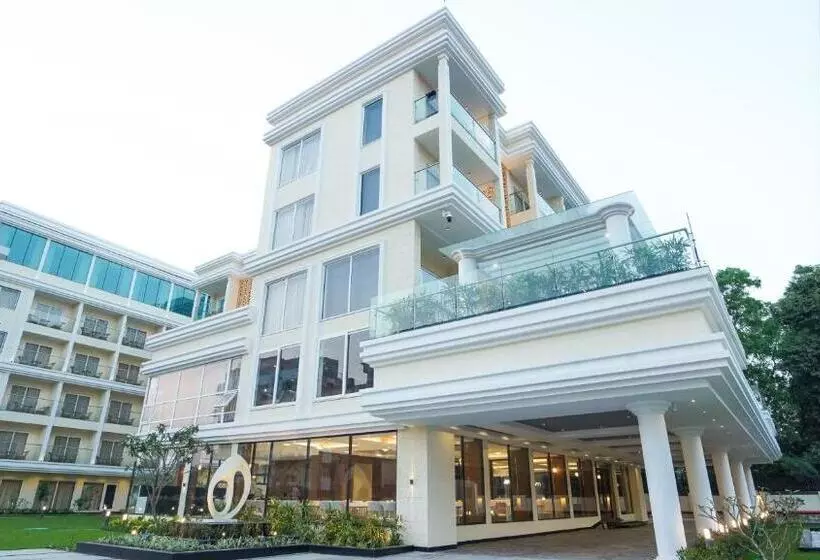 ホテル Antique Regency