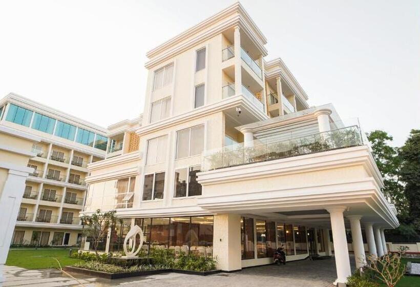 Hotel Antique Regency