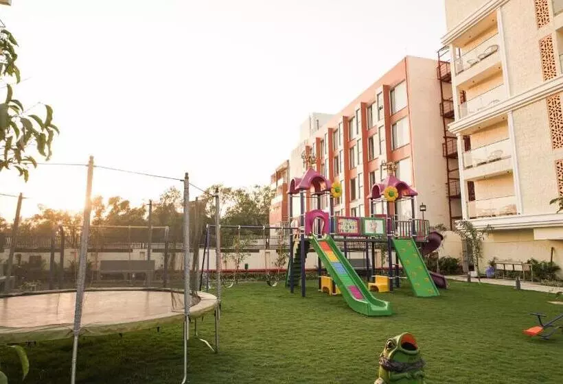 ホテル Antique Regency