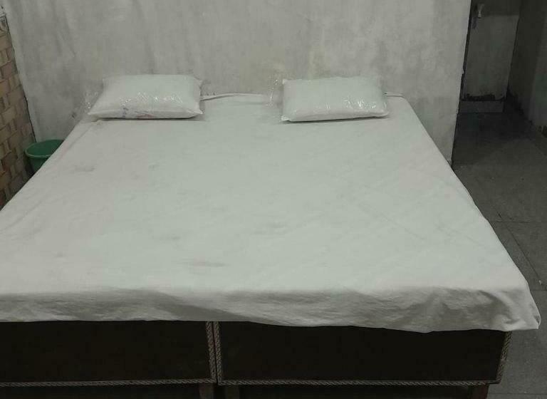 בית מלון כפרי Oyo 80719a  White Dove