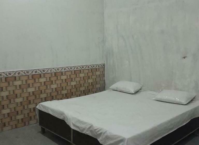 בית מלון כפרי Oyo 80719a  White Dove