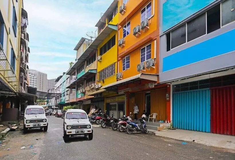 ホテル Oyo 92195 Pelangi House 789 Syariah