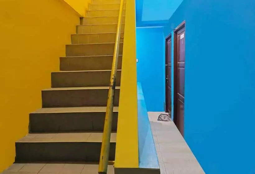 ホテル Oyo 92195 Pelangi House 789 Syariah