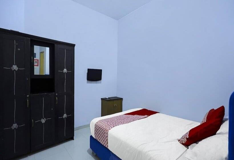 هتل Oyo 92195 Pelangi House 789 Syariah