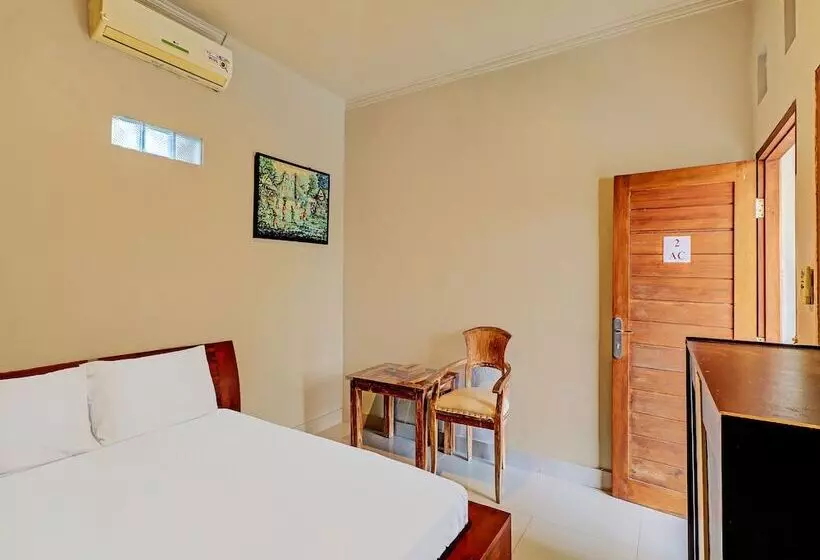 Hotelli Oyo 92203 Tata Guest House