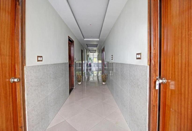 Flagship 80494 Hotel Formula 1