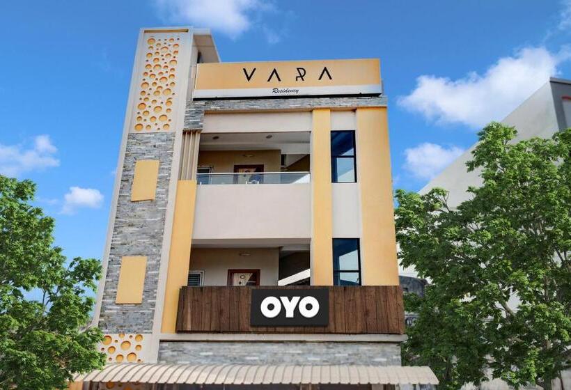 فندق Oyo Flagship 80698 Vara Residency