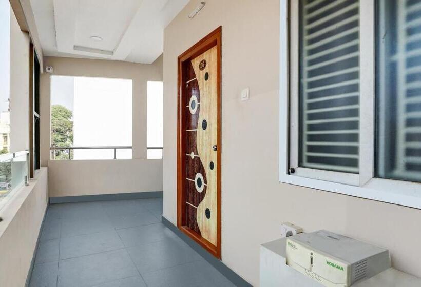 فندق Oyo Flagship 80698 Vara Residency